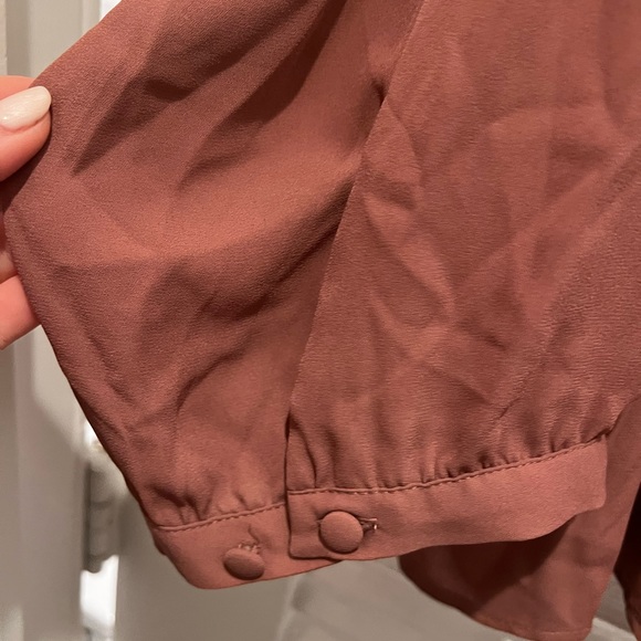 NWT Torrid Long Sleeve Pink Blouse 4X - Picture 4 of 6